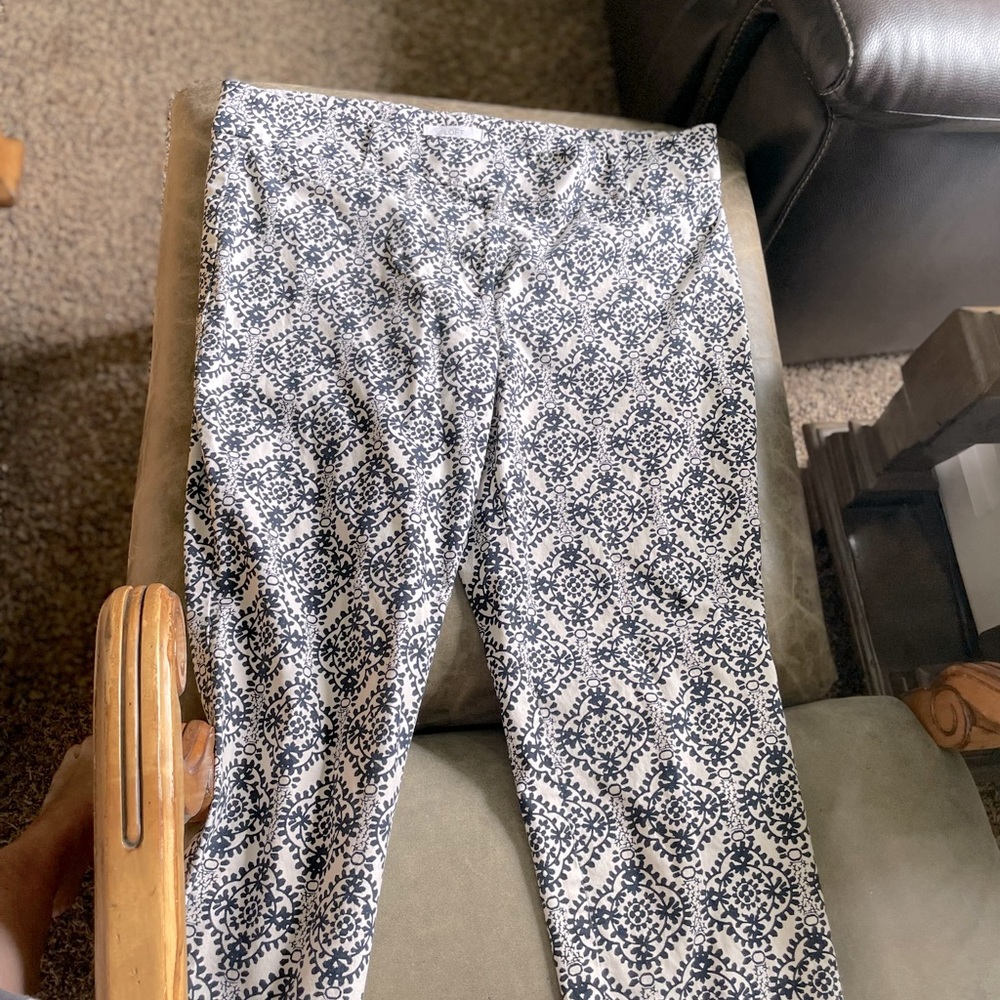 Loft Marisa fit cropped pant.
